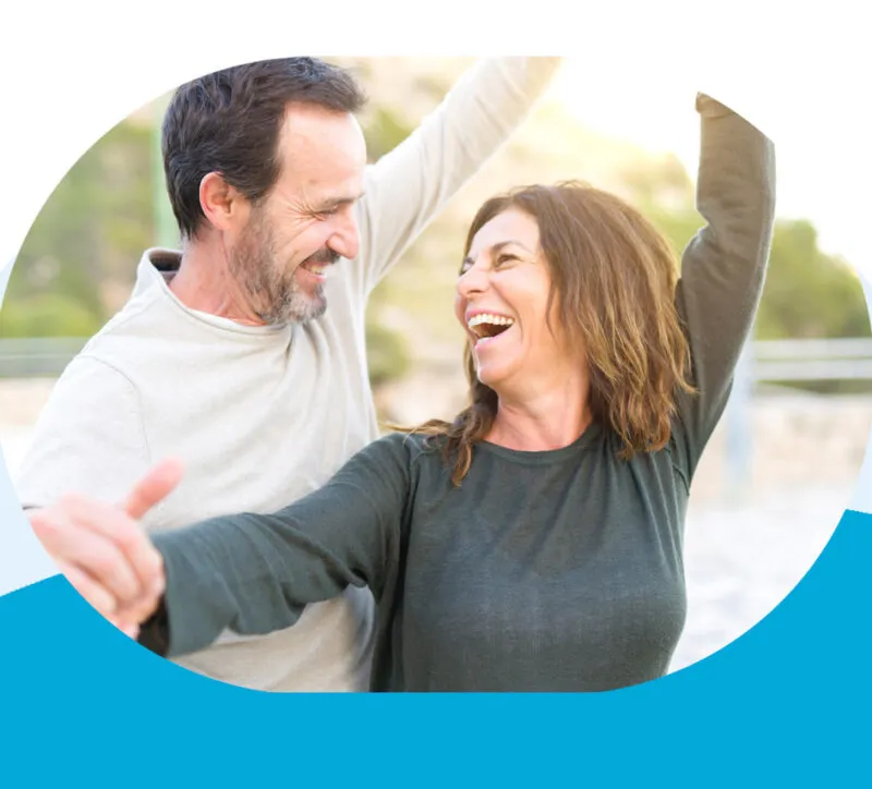 Mobile-hero primary care doctors Hiriart and Lopez